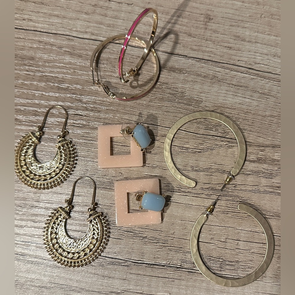 Women’s Express Earrings Bundle - 4 Pairs